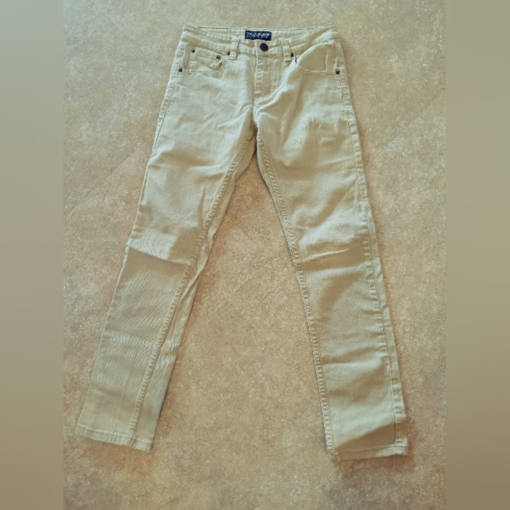 Men's Victorious premium jeans tan size 30x32 straight leg. RN 108495